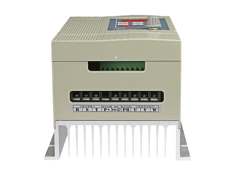 4000H通用變頻器，變頻器三相380V，變頻器廠家，電機(jī)變頻器
